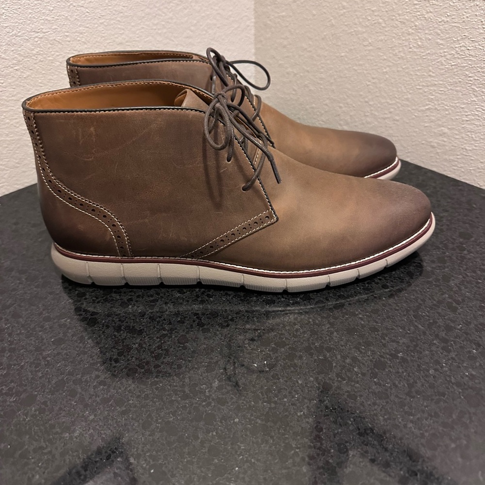 Johnston and Murphy Holden Chukka Boots Men’s Size 11